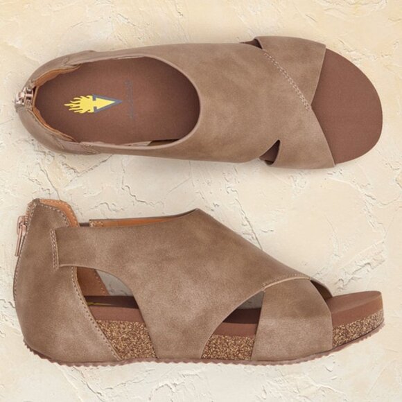 Ladies Volatile™ Barstow Peep-toe Sandals Size 8 – NIB! - Picture 2 of 5